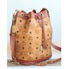 MCM Beuteltasche Medium Cognac Canvas