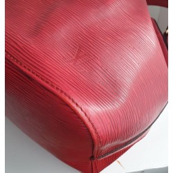 Louis Vuitton Petit Sac Noé Rot Epi mit D-Ring