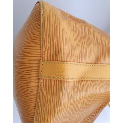 Louis Vuitton Petit Sac Noe Gelb Epi Leder.