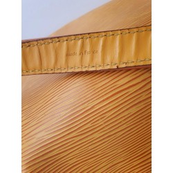 Louis Vuitton Petit Sac Noe Gelb Epi Leder.